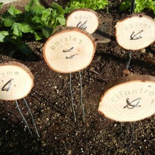 How to make homemade garden markers with wood